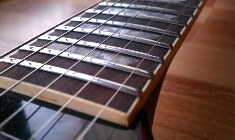 gibson jumbo frets